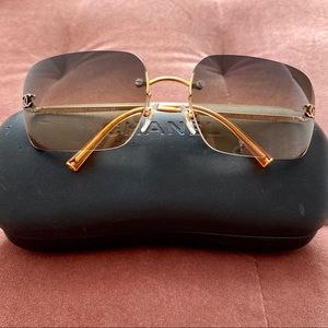 Vintage CHANEL 4017 Sunglasses